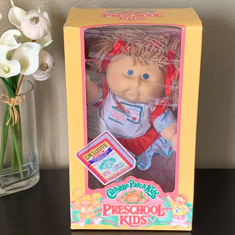 NWOT CABBAGE PATCH PRESCHOOL DOLL
